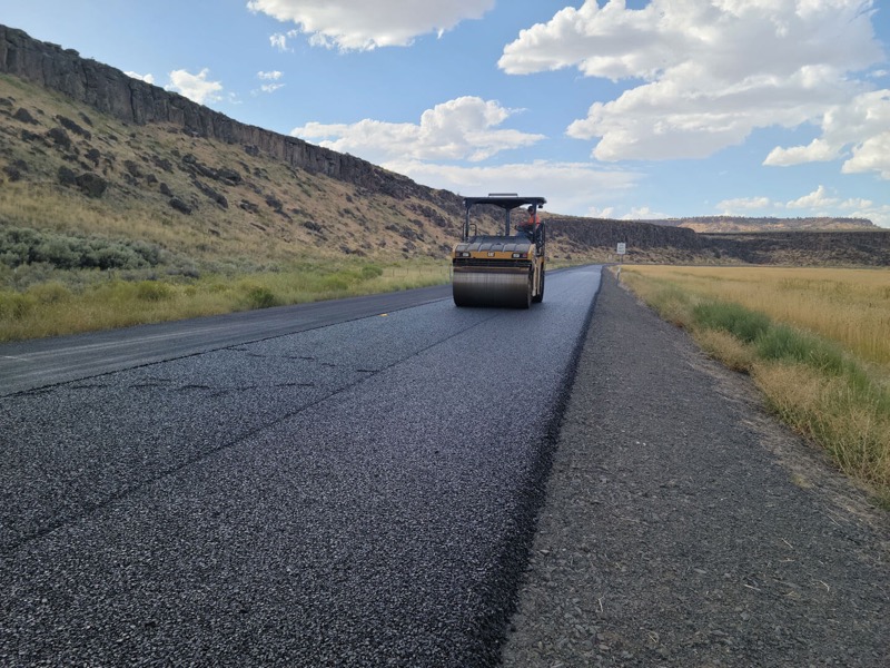 Residential asphalt driveway in Tracy CA